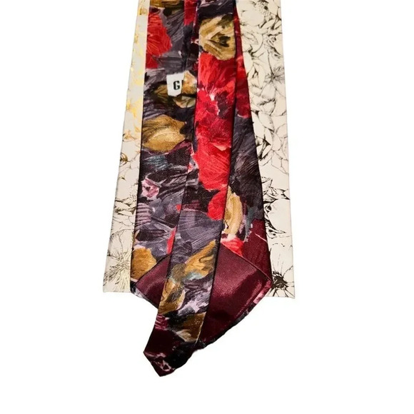 Gitano Men's Floral Print Neck Tie Red Gold Black 3.75" Wide - Picture 4 of 4